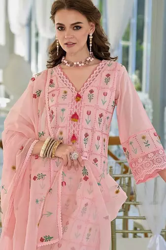 Women Floral Embroidered Regular Thread Work Pure Cotton Kurta with Trousers & With Dupatta