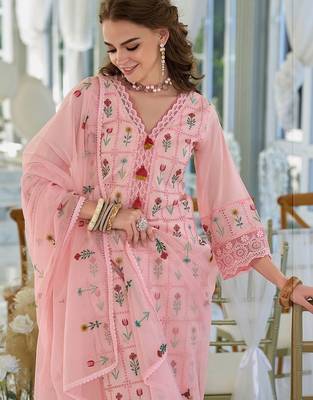 Women Floral Embroidered Regular Thread Work Pure Cotton Kurta with Trousers & With Dupatta 5