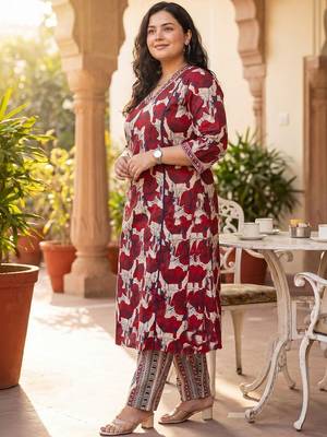 Plus Size Maroon Printed A-Line Kurta Trousers Set 3