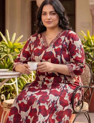 Plus Size Maroon Printed A-Line Kurta Trousers Set 5