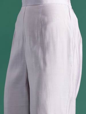 Women Floral Embroidered Regular Thread Work Kurta with Trousers & With Dupatta 3