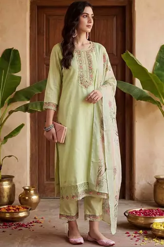 Women Ethnic Motifs Embroidered Regular Thread Work Kurta with Trousers & With Dupatta