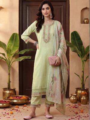 Women Ethnic Motifs Embroidered Regular Thread Work Kurta with Trousers & With Dupatta 5