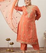 Plus Size Ethnic Motifs Embroidered Regular Kurta with Trousers & With Dupatta