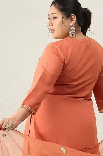 Plus Size Ethnic Motifs Embroidered Regular Kurta with Trousers & With Dupatta
