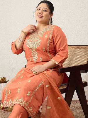 Plus Size Ethnic Motifs Embroidered Regular Kurta with Trousers & With Dupatta 5