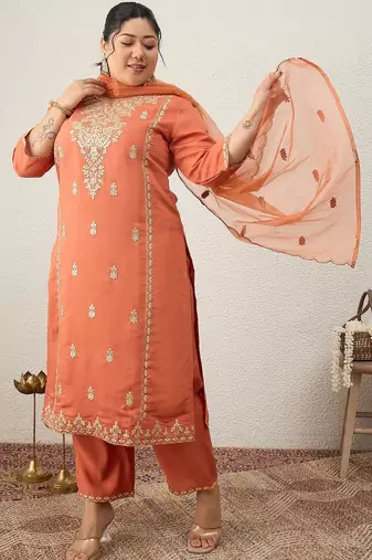 Plus Size Ethnic Motifs Embroidered Regular Kurta with Trousers & With Dupatta