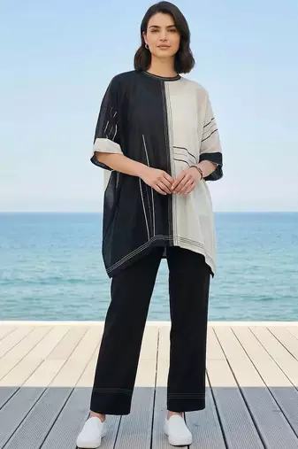 Women Colourblocked Regular Thread Work Kurta with Trousers