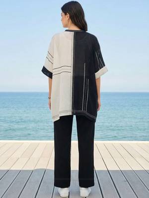 Women Colourblocked Regular Thread Work Kurta with Trousers 3