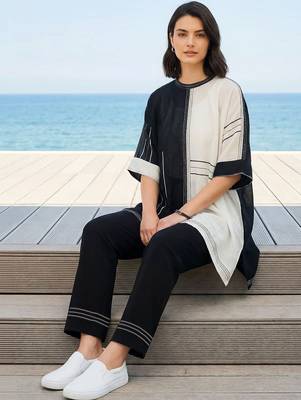 Women Colourblocked Regular Thread Work Kurta with Trousers 4