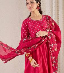 Floral Printed Pure Cotton A-Line Kurta With Trousers & Dupatta