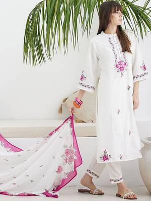 Floral Embroidered Thread Work Pure Cotton Kurta With Trousers & Dupatta 6