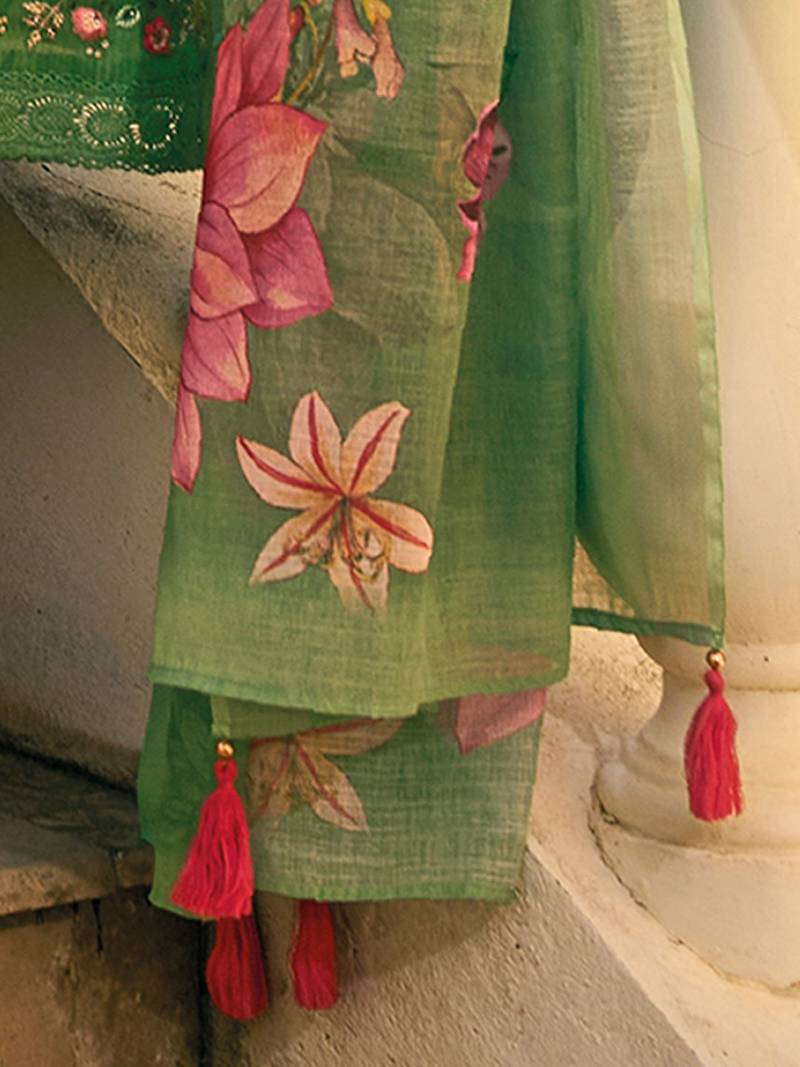 Floral Embroidered Thread Work Pure Cotton Kurta with Trousers & With Dupatta