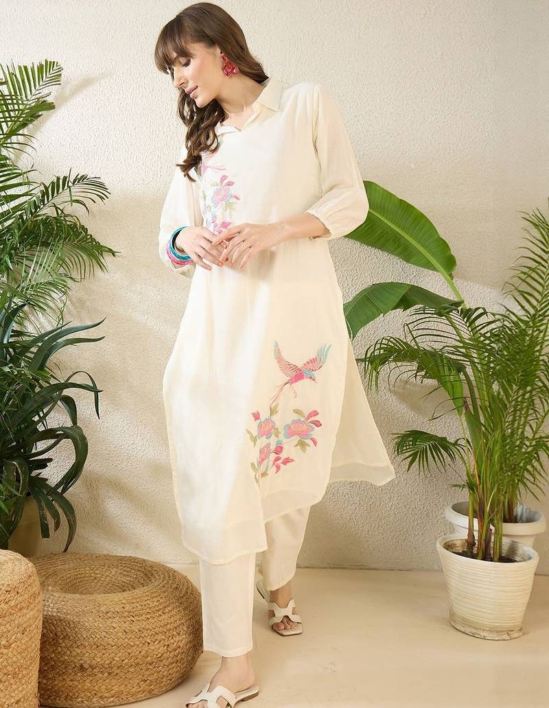 Women Ethnic Motifs Embroidered Regular Thread Work Pure Cotton Kurta with Trousers