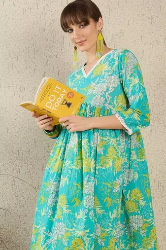 Floral Printed Regular Pure Cotton A-Line Kurta With Trousers