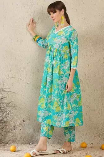 Floral Printed Regular Pure Cotton A-Line Kurta With Trousers