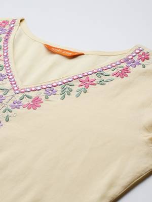 Floral Embroidered Pure Cotton Kurta with Trousers & Dupatta 2