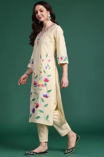 Floral Embroidered Pure Cotton Kurta with Trousers & Dupatta