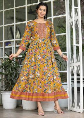 Reyon mustrad anarkali gown 1