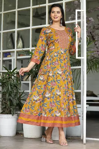 Reyon mustrad anarkali gown