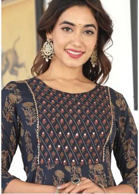 Reyon anarkali gown 3