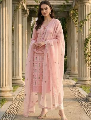 Women Floral Embroidered Regular Thread Work Pure Cotton Kurta with Trousers & With Dupatta 1