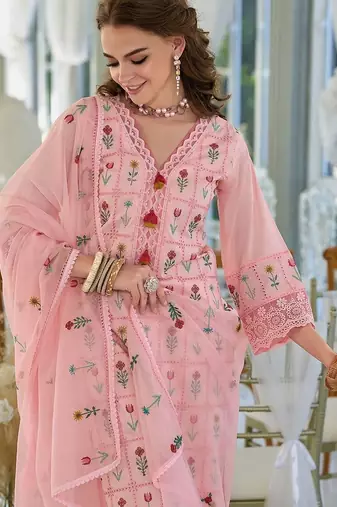 Women Floral Embroidered Regular Thread Work Pure Cotton Kurta with Trousers & With Dupatta