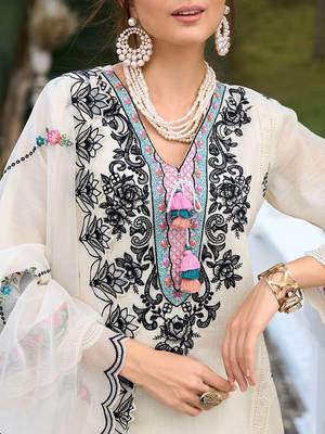 Ethnic Motifs Embroidered Pure Cotton Kurta with Trousers & Dupatta 3