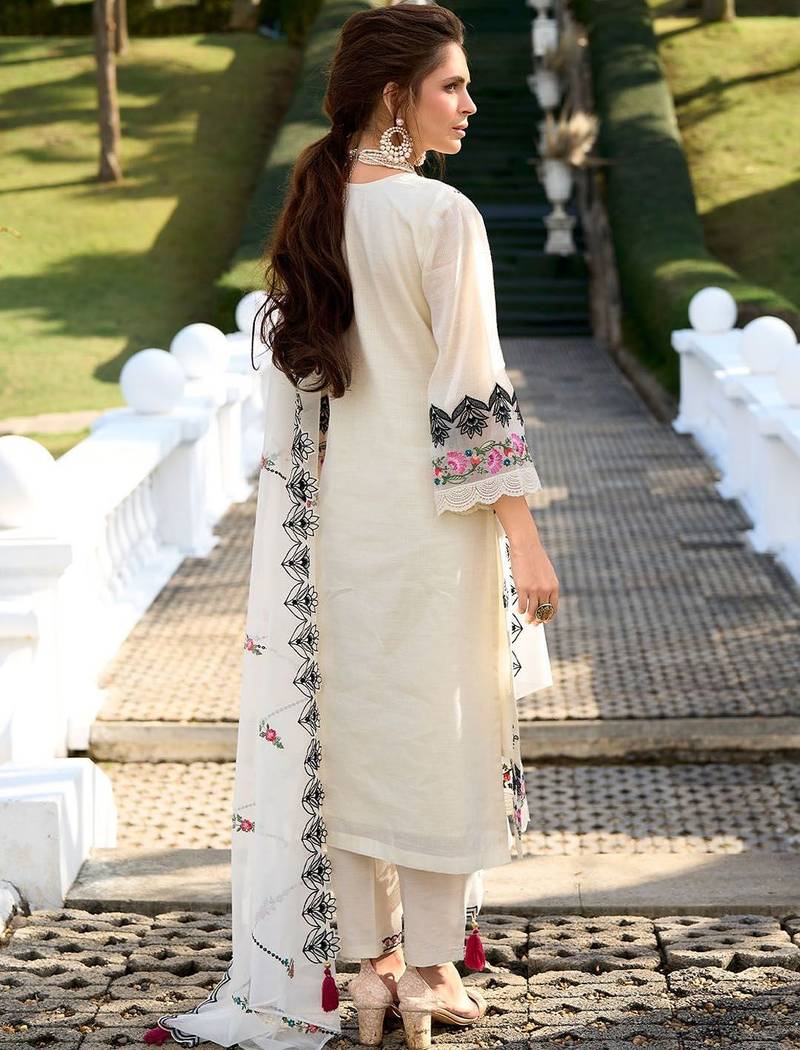 Ethnic Motifs Embroidered Pure Cotton Kurta with Trousers & Dupatta