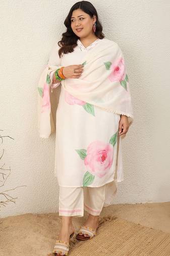 Plus Size Floral Printed Regular Kurta with Trousers & With Dupatta