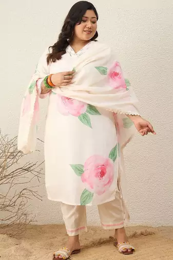 Plus Size Floral Printed Regular Kurta with Trousers & With Dupatta