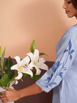 Women Floral Printed Regular Patchwork Linen Kurta with Trousers & With Dupatta 4