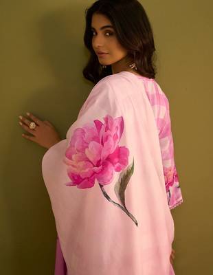 Floral Printed Sweetheart Neck Stone Work Linen Kurta With Trouser & Dupattta 5