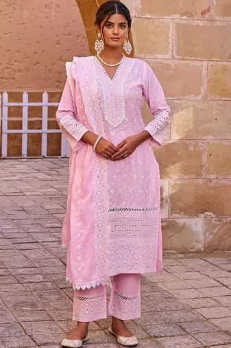 Floral Embroidered V-Neck Thread Work Pure Cotton Kurta With Trousers & Dupatta