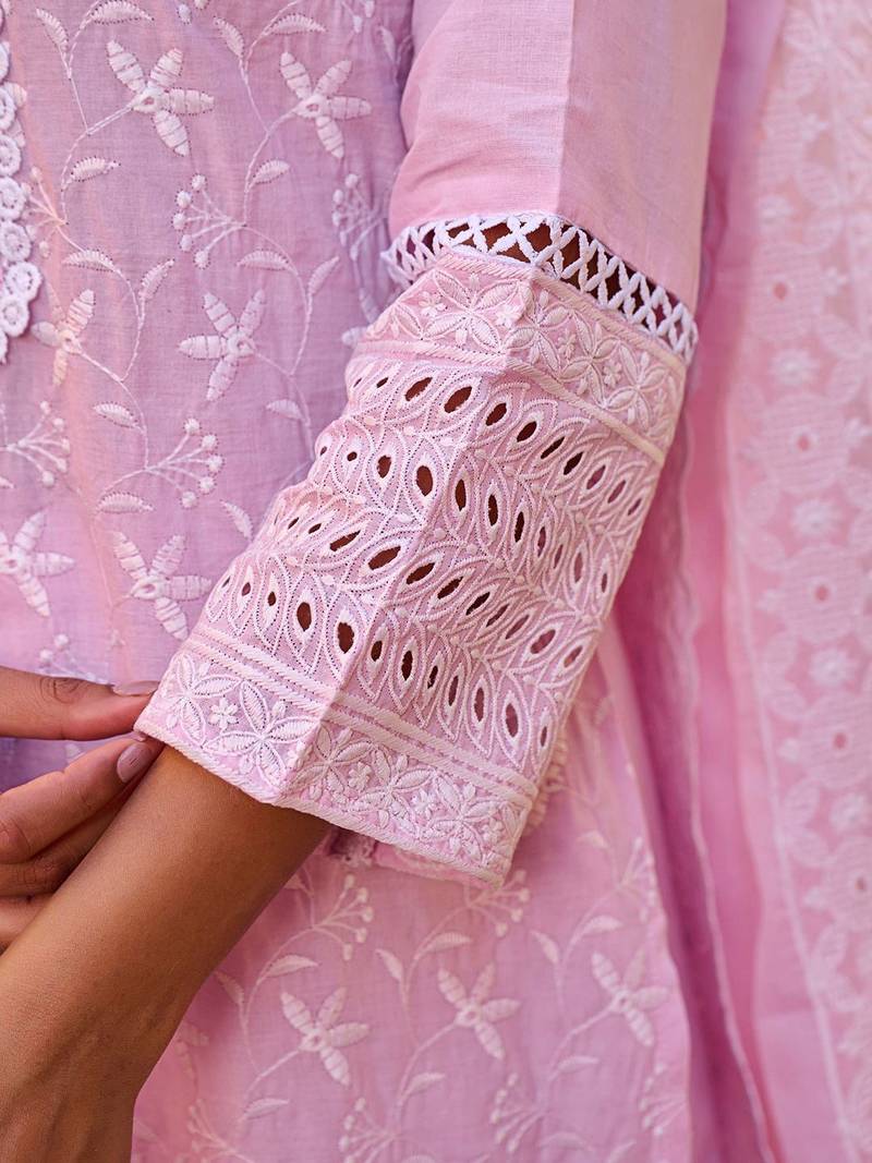 Floral Embroidered V-Neck Thread Work Pure Cotton Kurta With Trousers & Dupatta