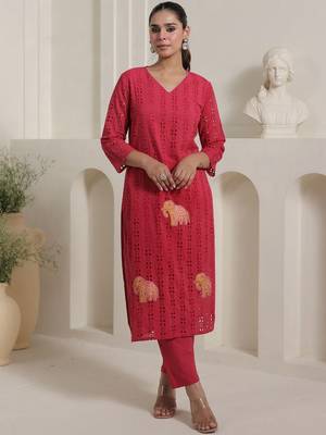 Women Ethnic Motifs Printed Pure Cotton Kurta with Trouser 2