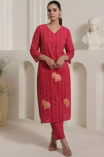 Women Ethnic Motifs Printed Pure Cotton Kurta with Trouser
