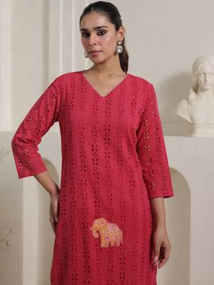 Women Ethnic Motifs Printed Pure Cotton Kurta with Trouser 3