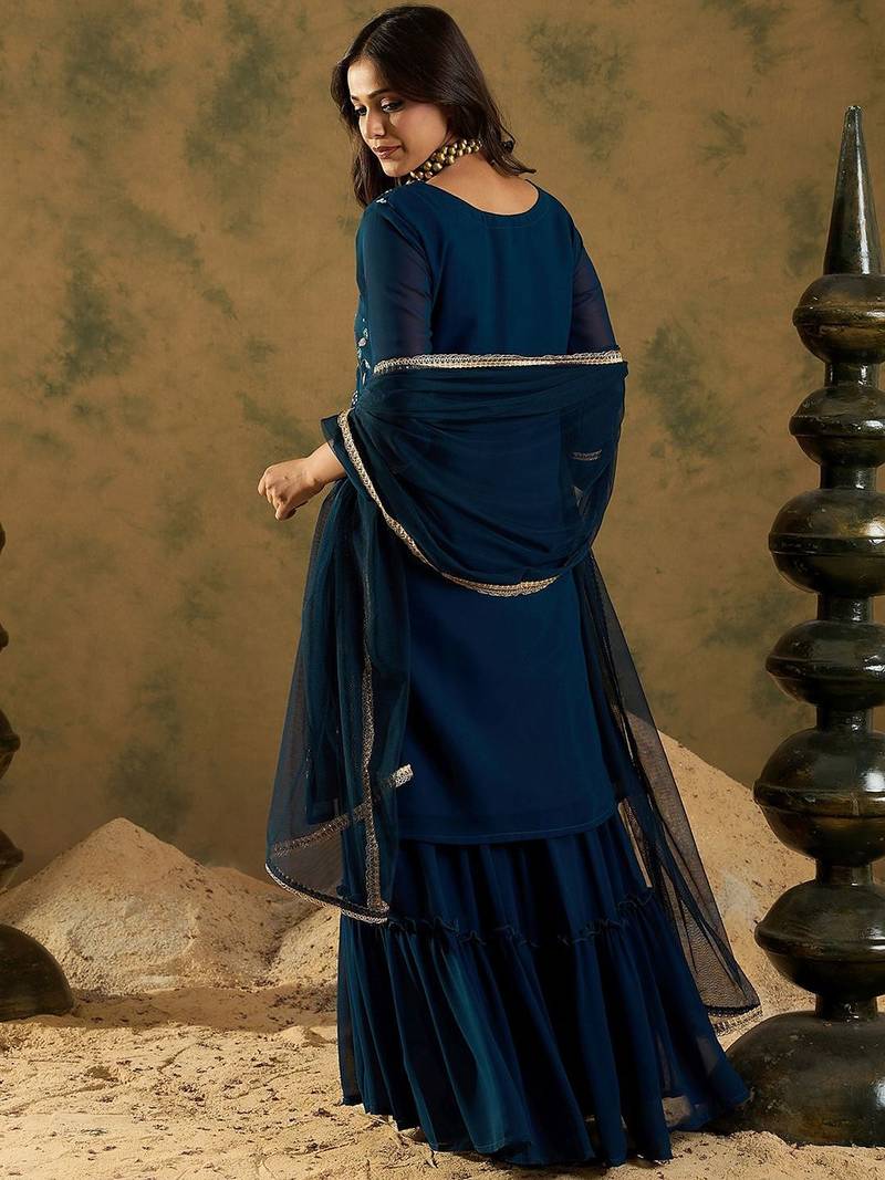 Women Floral Embroidered Regular Sequinned Kurta with Sharara & With Dupatta