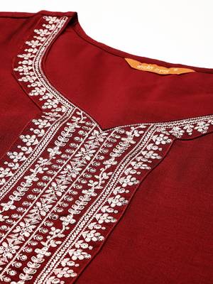 Ethnic Motifs Embroidered Sequinned Kurta with Trousers & Dupatta 2