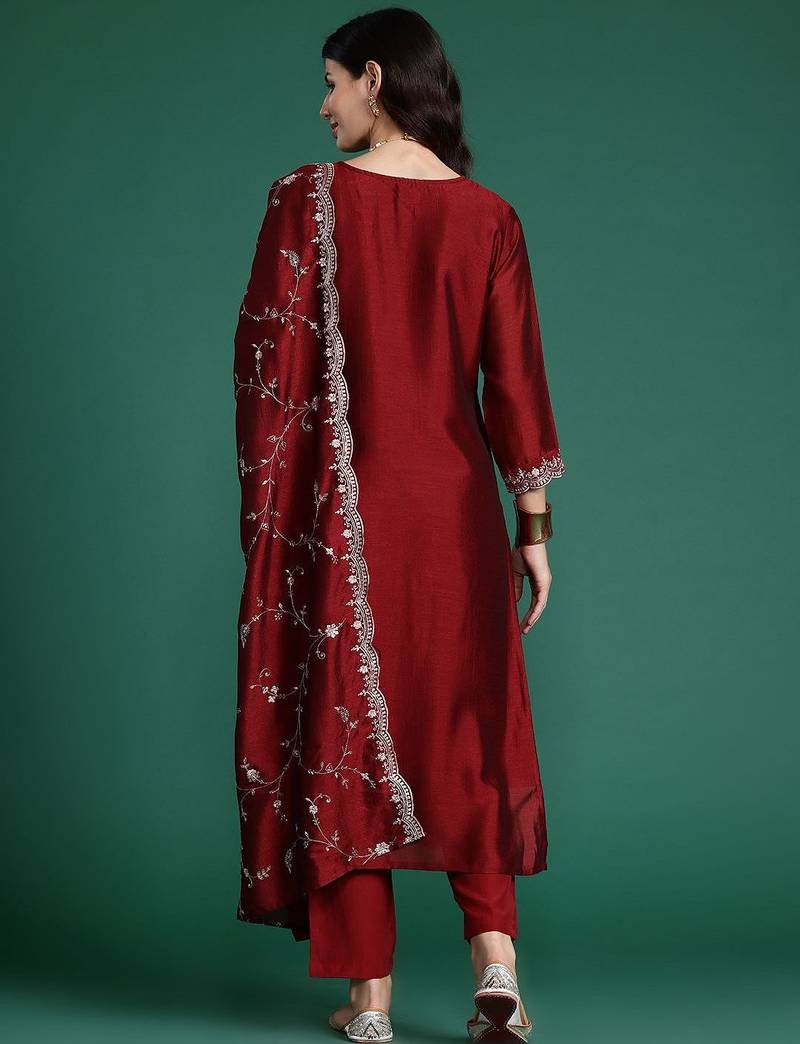 Ethnic Motifs Embroidered Sequinned Kurta with Trousers & Dupatta