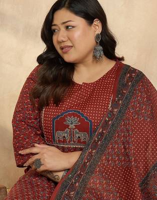 Plus Size Motifs Printed Regular Pure Cotton Kurta with Trousers & With Dupatta 3
