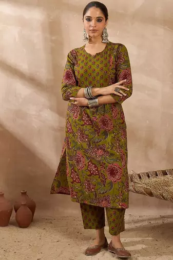Floral Printed Notch Neck Pure Cotton Kurta With Trousers