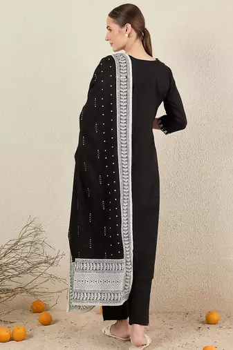 Women Floral Embroidered Cotton Kurta with Trousers & Dupatta