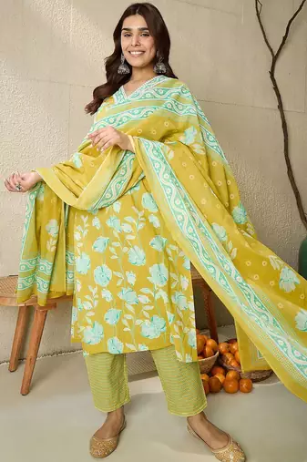 Floral Printed V-Neck Pure Cotton Straight Kurta With Trousers And Dupatta