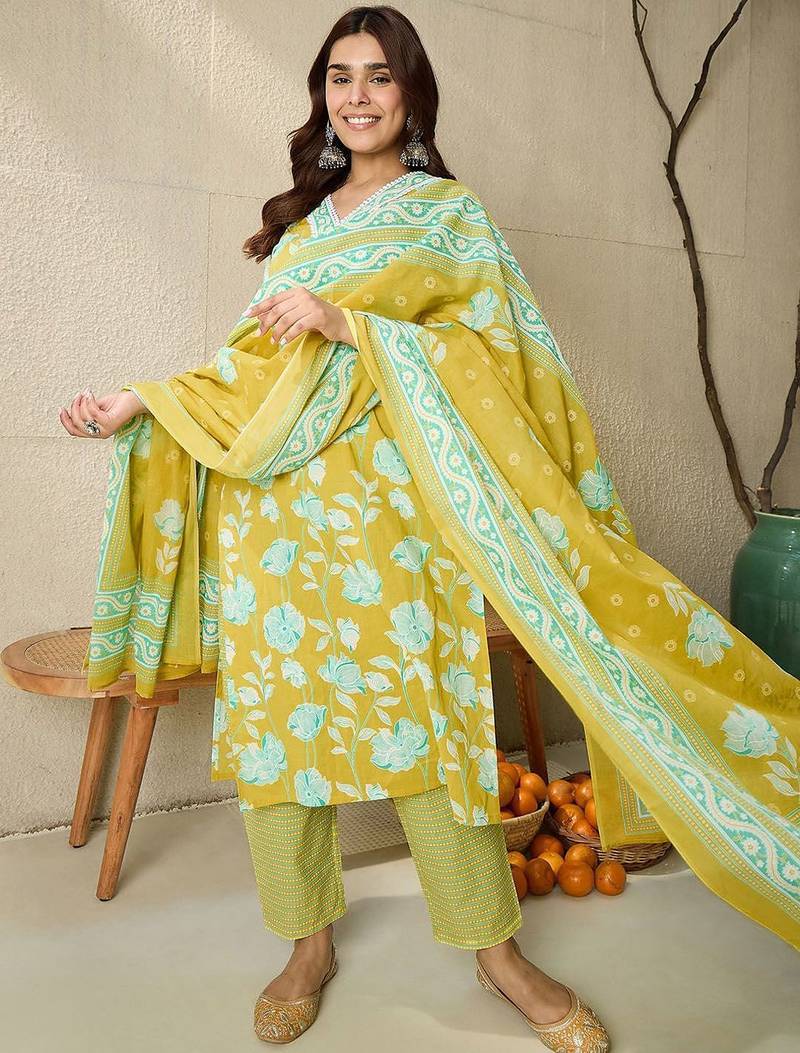 Floral Printed V-Neck Pure Cotton Straight Kurta With Trousers And Dupatta