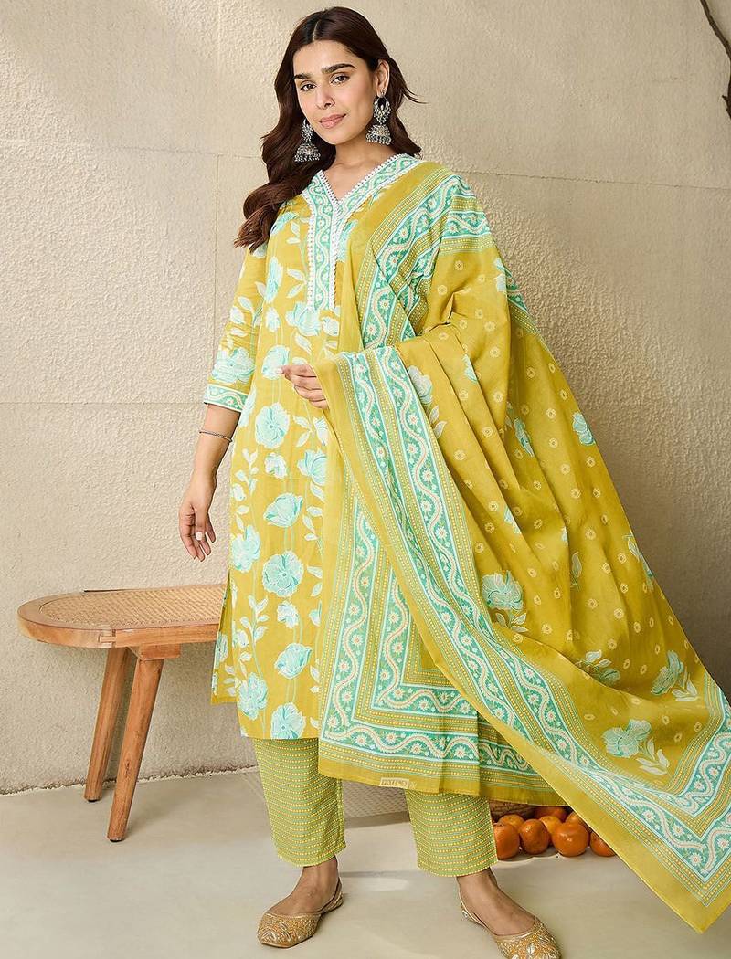 Floral Printed V-Neck Pure Cotton Straight Kurta With Trousers And Dupatta