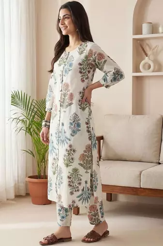 Women Floral Printed Regular Pure Cotton Kurta with Trousers