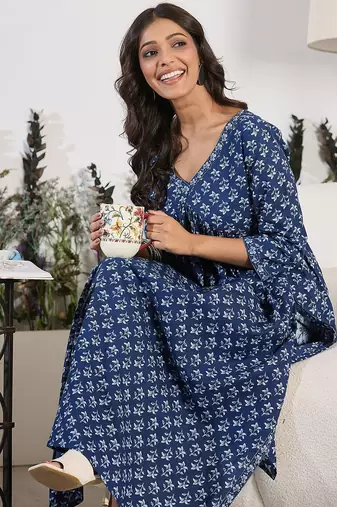 V-Neck Floral Printed Empire Pure Cotton Kurta with Trouser