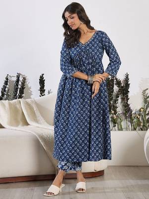 V-Neck Floral Printed Empire Pure Cotton Kurta with Trouser 6